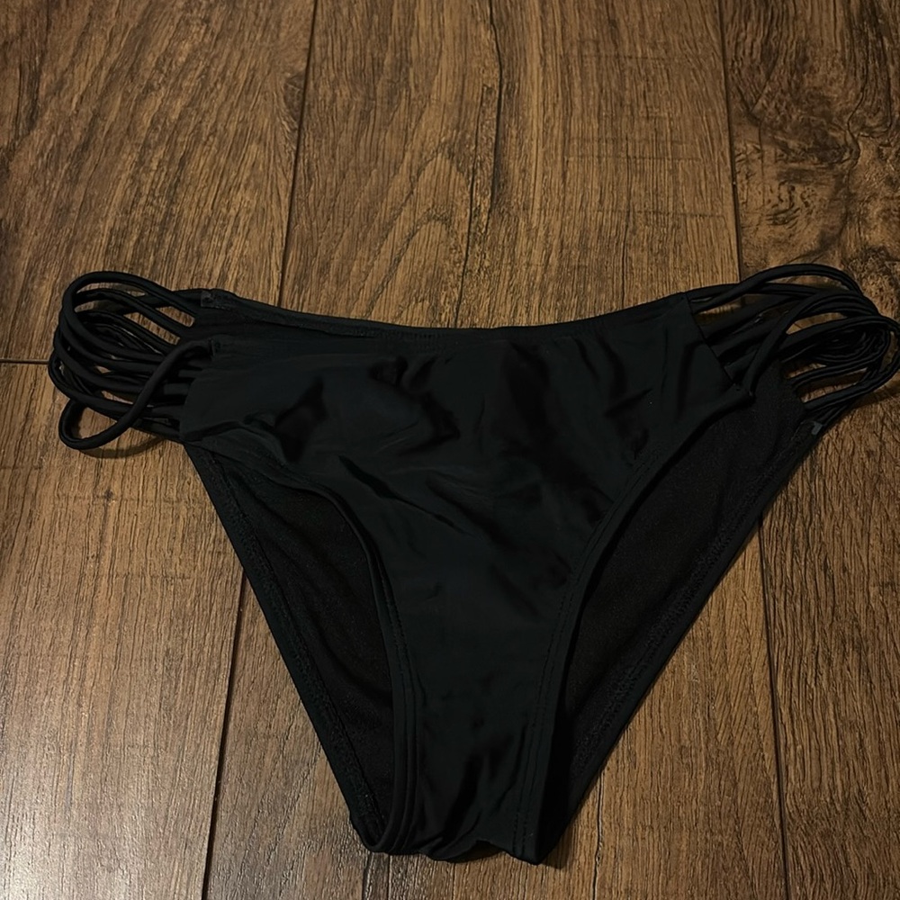 black bikini bottoms